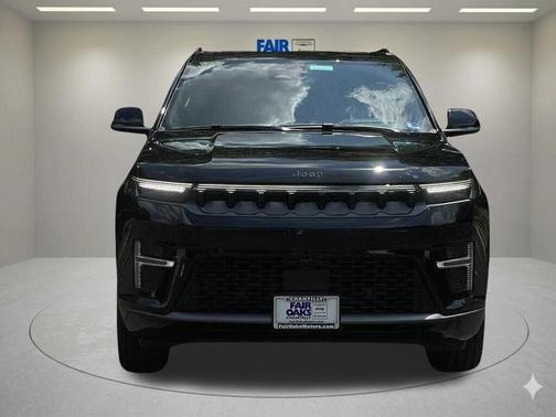 Gloss Black 2026 Jeep Grand Wagoneer Summit Obsidian