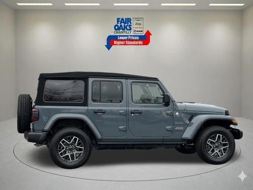 Anvil Clearcoat 2024 Jeep Wrangler Sahara