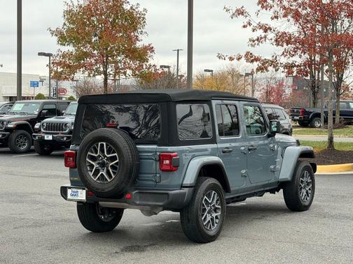 2024 Jeep Wrangler Sahara