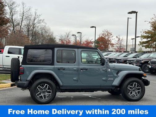 2024 Jeep Wrangler Sahara
