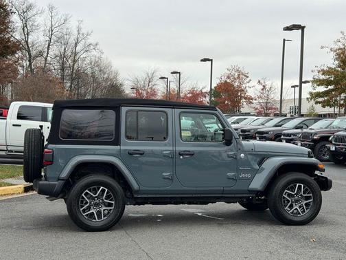 2024 Jeep Wrangler Sahara