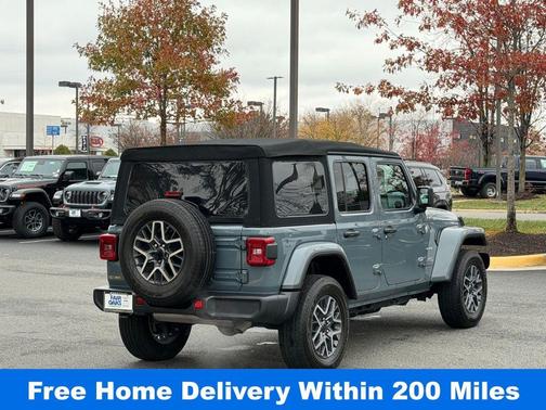 Anvil Clearcoat 2024 Jeep Wrangler Sahara