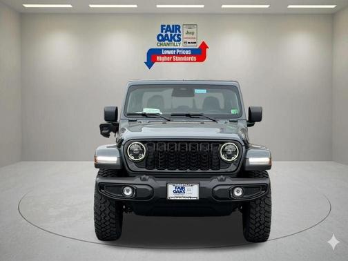 Anvil Clearcoat 2026 Jeep Gladiator Sport