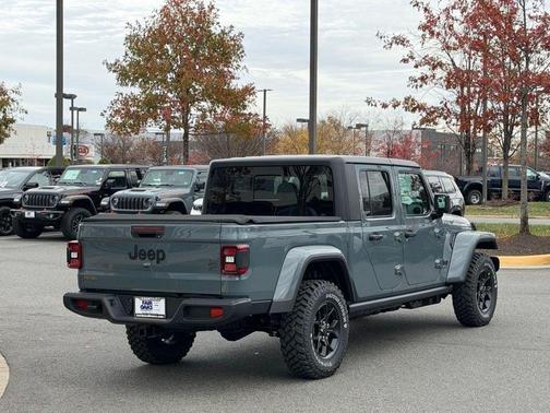 2026 Jeep Gladiator Sport