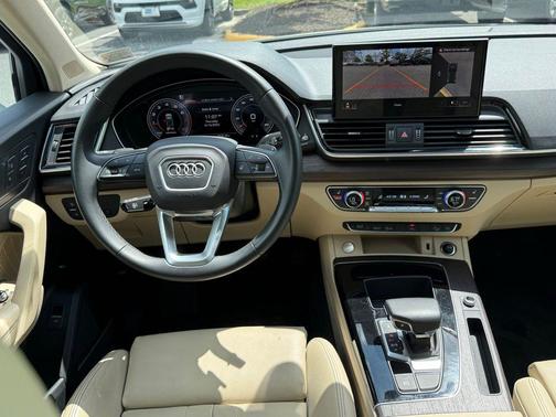 2024 Audi Q5 45 S line quattro Premium