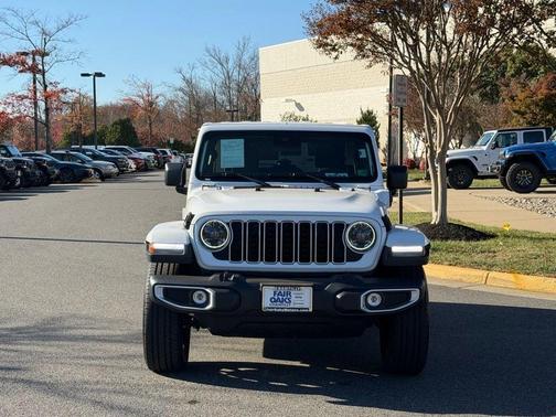 2025 Jeep Wrangler 4xe Sahara