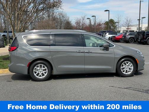 2021 Chrysler Pacifica Touring-L