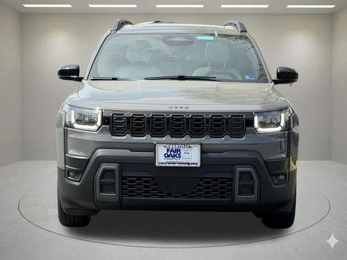 Sting Gray Clearcoat 2026 Jeep Cherokee LAREDO/LIMITED