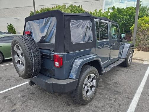 2017 Jeep Wrangler Unlimited Sahara