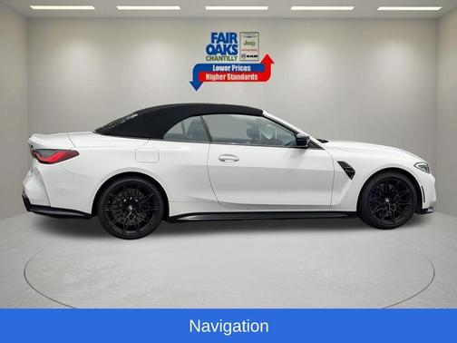 Alpine White 2022 BMW M4 Competition xDrive