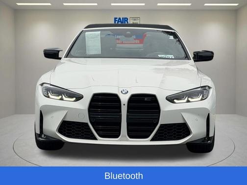 Alpine White 2022 BMW M4 Competition xDrive