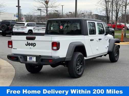 Bright White Clearcoat 2025 Jeep Gladiator Sport