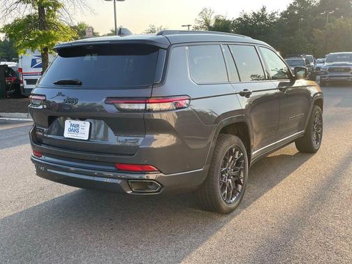 2025 Jeep Grand Cherokee L Summit