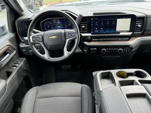 2024 Chevrolet Silverado 2500 LT