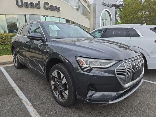 2021 Audi e-tron Premium
