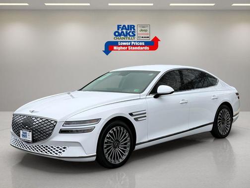 2023 Genesis Electrified G80 Base