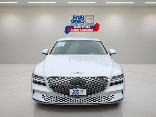 2023 Genesis Electrified G80 Base