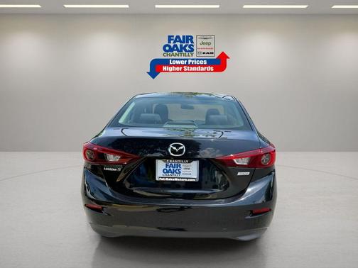 2016 Mazda Mazda3 i Sport