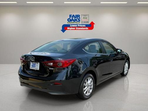 2016 Mazda Mazda3 i Sport