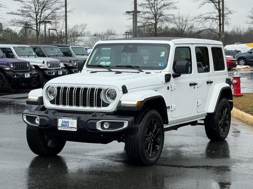 2025 Jeep Wrangler 4xe Sahara