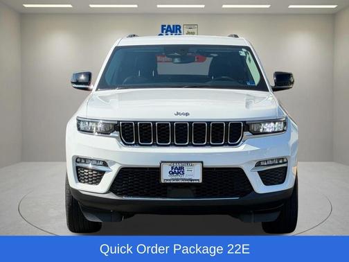 Bright White Clearcoat 2023 Jeep Grand Cherokee Limited