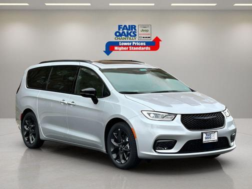 2026 Chrysler Pacifica Limited