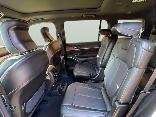 2025 Jeep Grand Cherokee L Overland