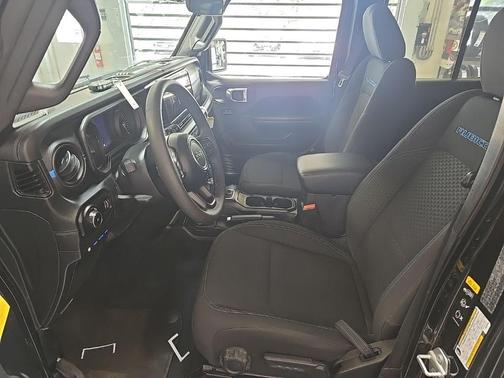 2024 Jeep Wrangler 4xe Rubicon