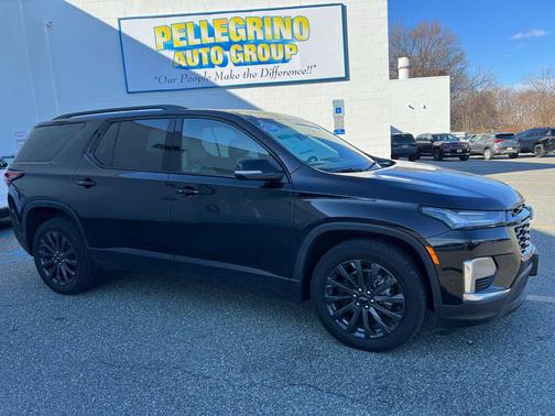 2023 Chevrolet Traverse RS