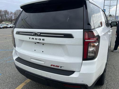 2024 Chevrolet Tahoe 4WD RST
