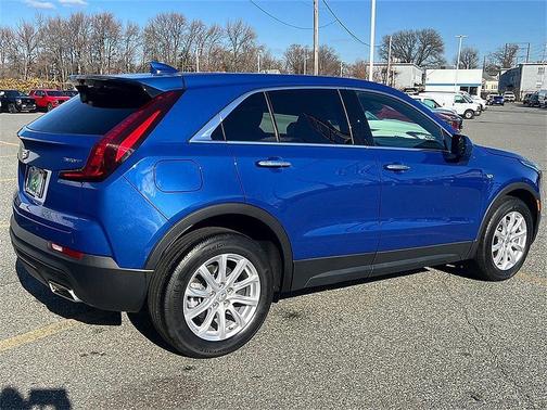 2023 Cadillac XT4 Luxury