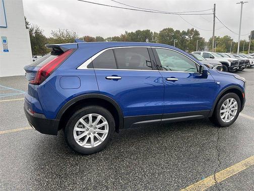 2023 Cadillac XT4 Luxury