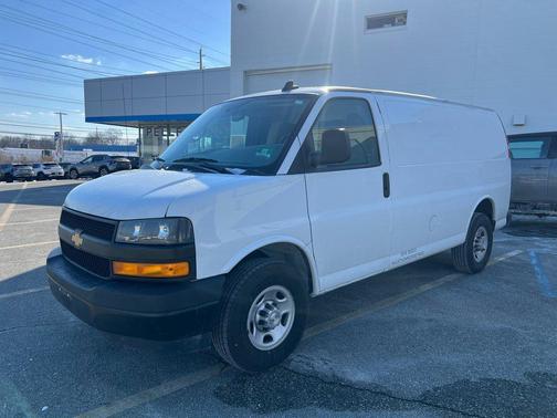 2021 Chevrolet Express 2500 RWD 2500 Regular Wheelbase WT