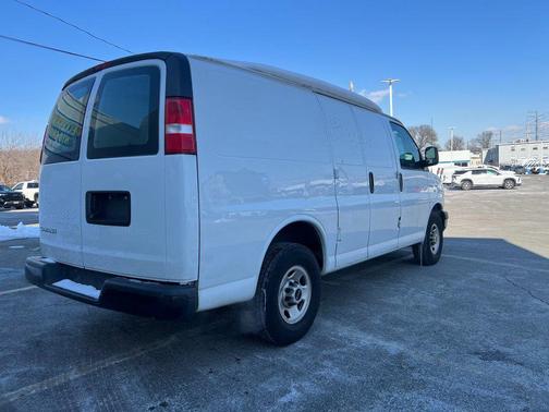 2020 GMC Savana 2500 Work Van