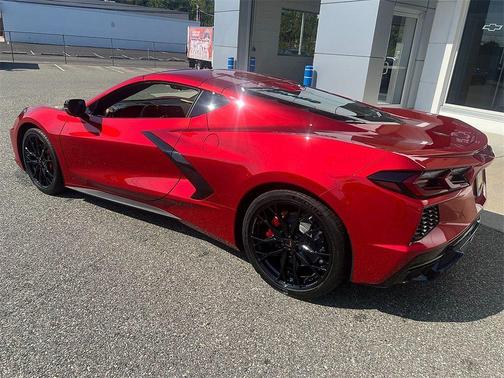2026 Chevrolet Corvette Stingray w/2LT