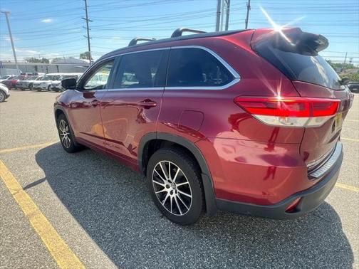 2018 Toyota Highlander SE