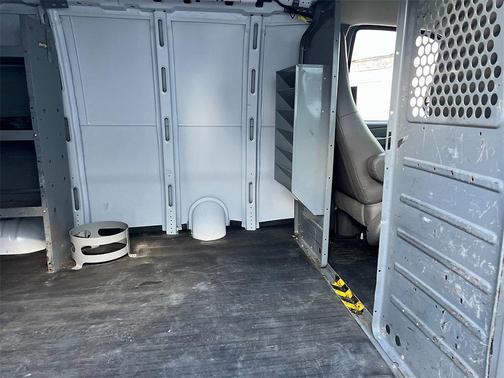 2024 Chevrolet Express 2500 RWD 2500 Regular Wheelbase WT