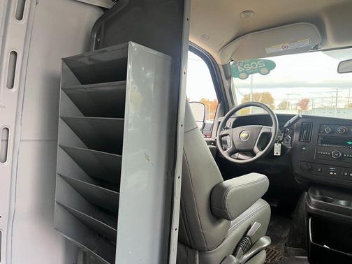 2024 Chevrolet Express 2500 RWD 2500 Regular Wheelbase WT