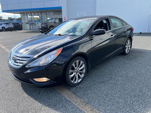 2013 Hyundai SONATA SE