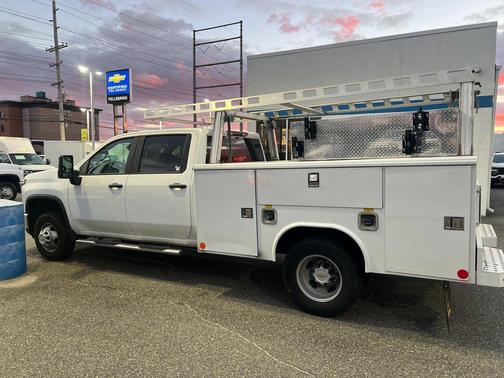 2024 Chevrolet Silverado 3500 WT
