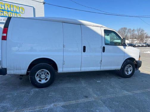 2021 Chevrolet Express 2500 RWD 2500 Regular Wheelbase WT