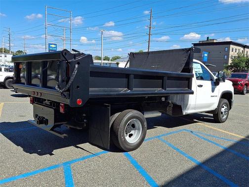2025 Chevrolet Silverado 3500 WT