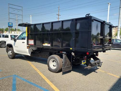 2025 Chevrolet Silverado 3500 WT