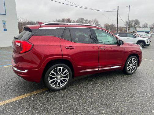 2022 GMC Terrain Denali