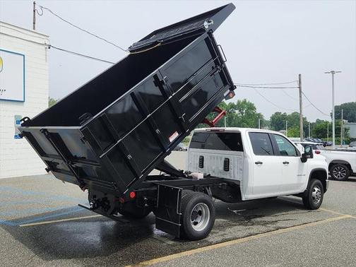 2025 Chevrolet Silverado 3500 WT