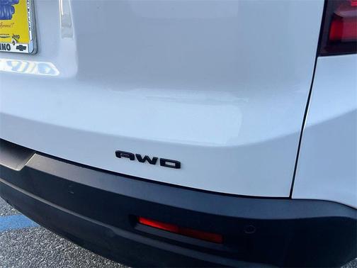 2022 GMC Acadia AWD SLE