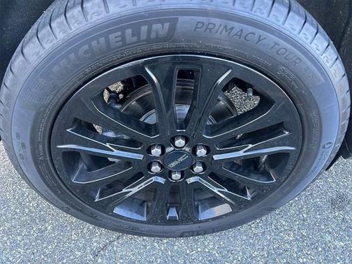 2022 GMC Acadia AWD SLE