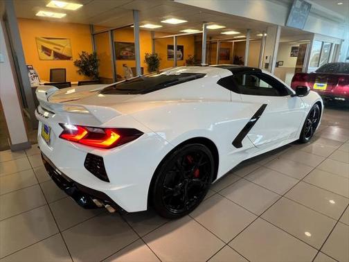 2022 Chevrolet Corvette Stingray w/3LT