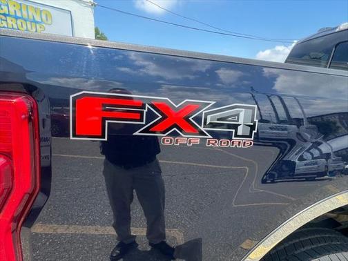 2022 Ford F-350 Lariat