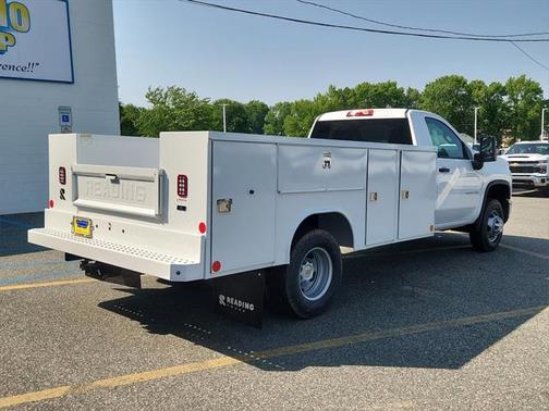 2025 Chevrolet Silverado 3500 WT